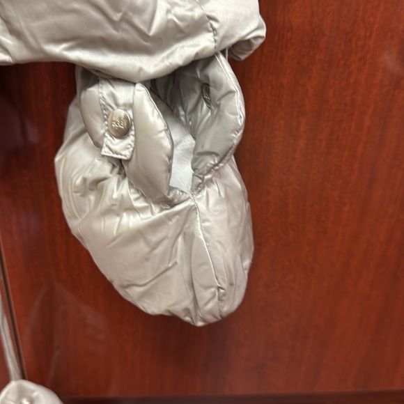 Jacket - Picture 5 of 7